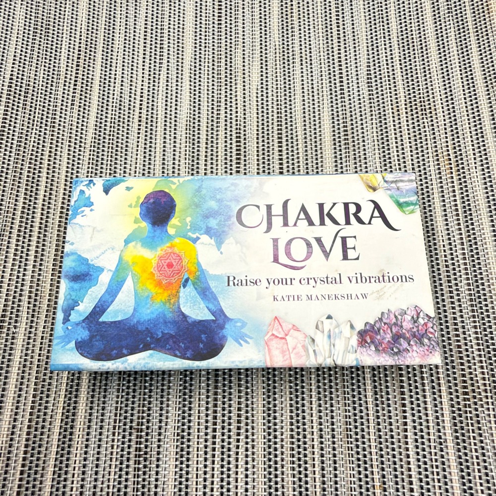 Chakra Love Katie Manekshaw Crystal Affirmation Cards Deck Rockpool Publishing